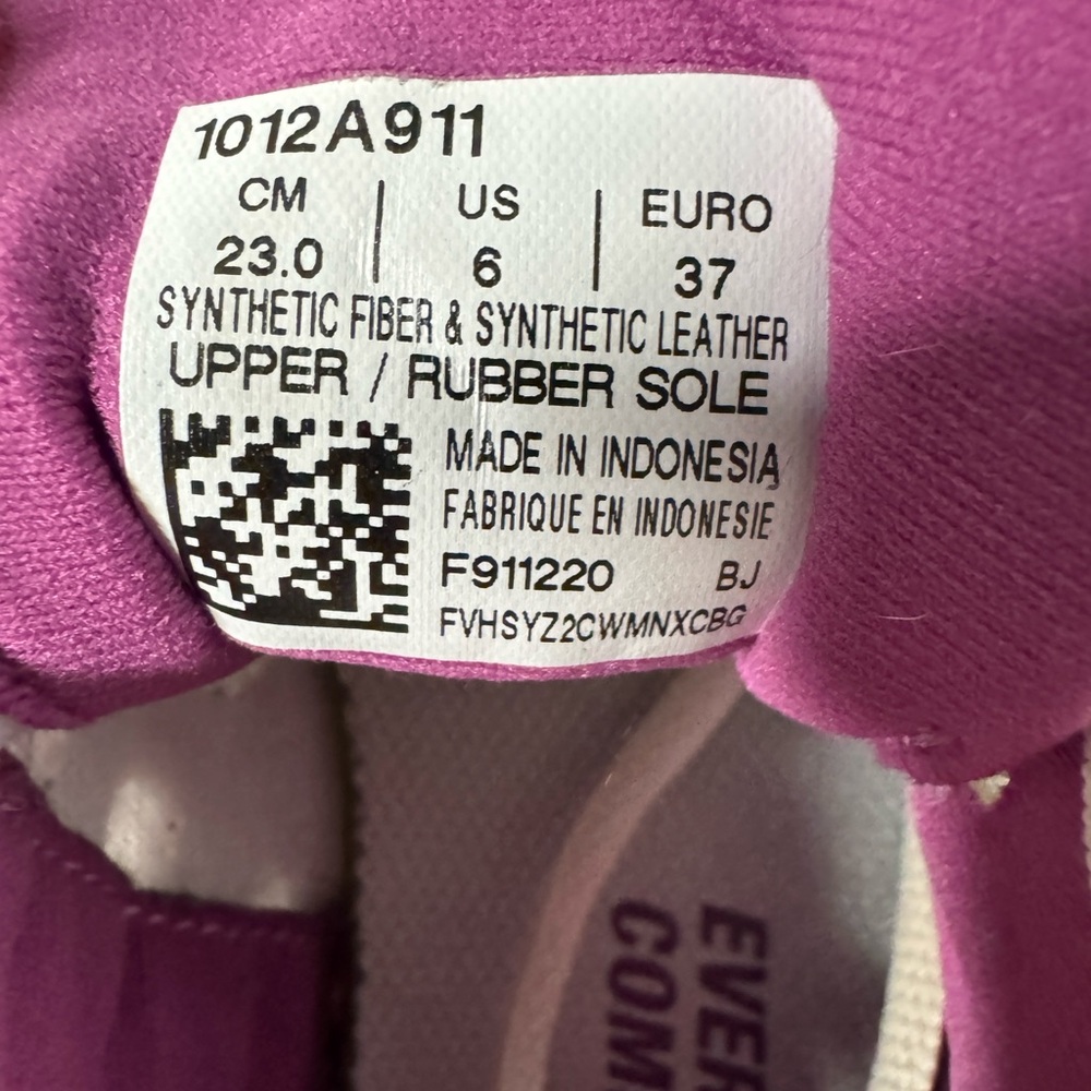 Asics White and Purple Athletic Shoes with Breathable Mesh - Picture 6 of 7